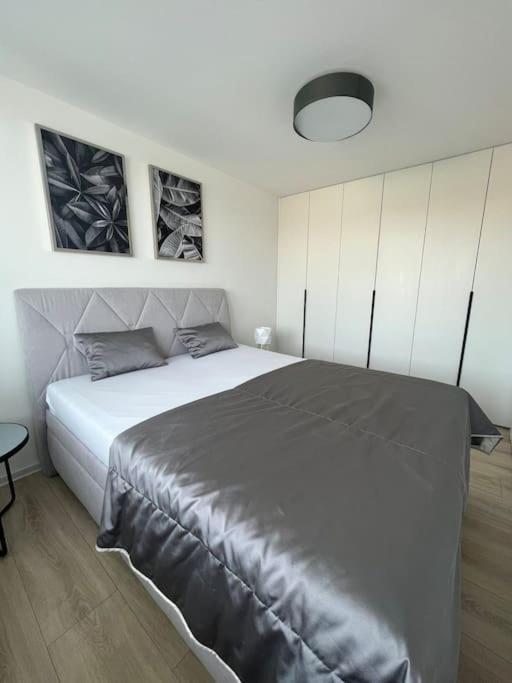 Apartman Centrum S Parkovanim Kosice Exterior photo